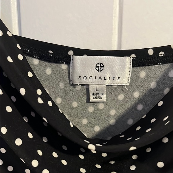 Socialite Black and White Midi Dress - Picture 2 of 6